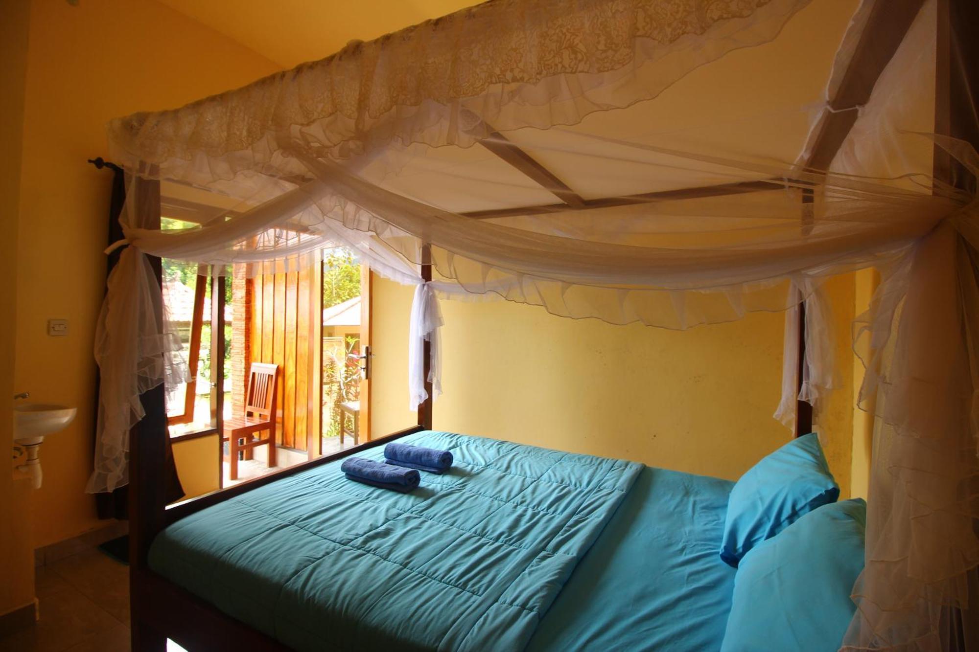 Edy Homestay Munduk Szoba fotó